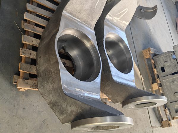 Arms, brackets and frames