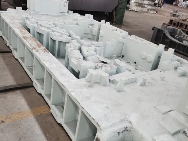 Machine beds and base castings
