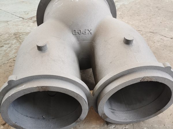 Butterfly valve bodies and pipe fittings